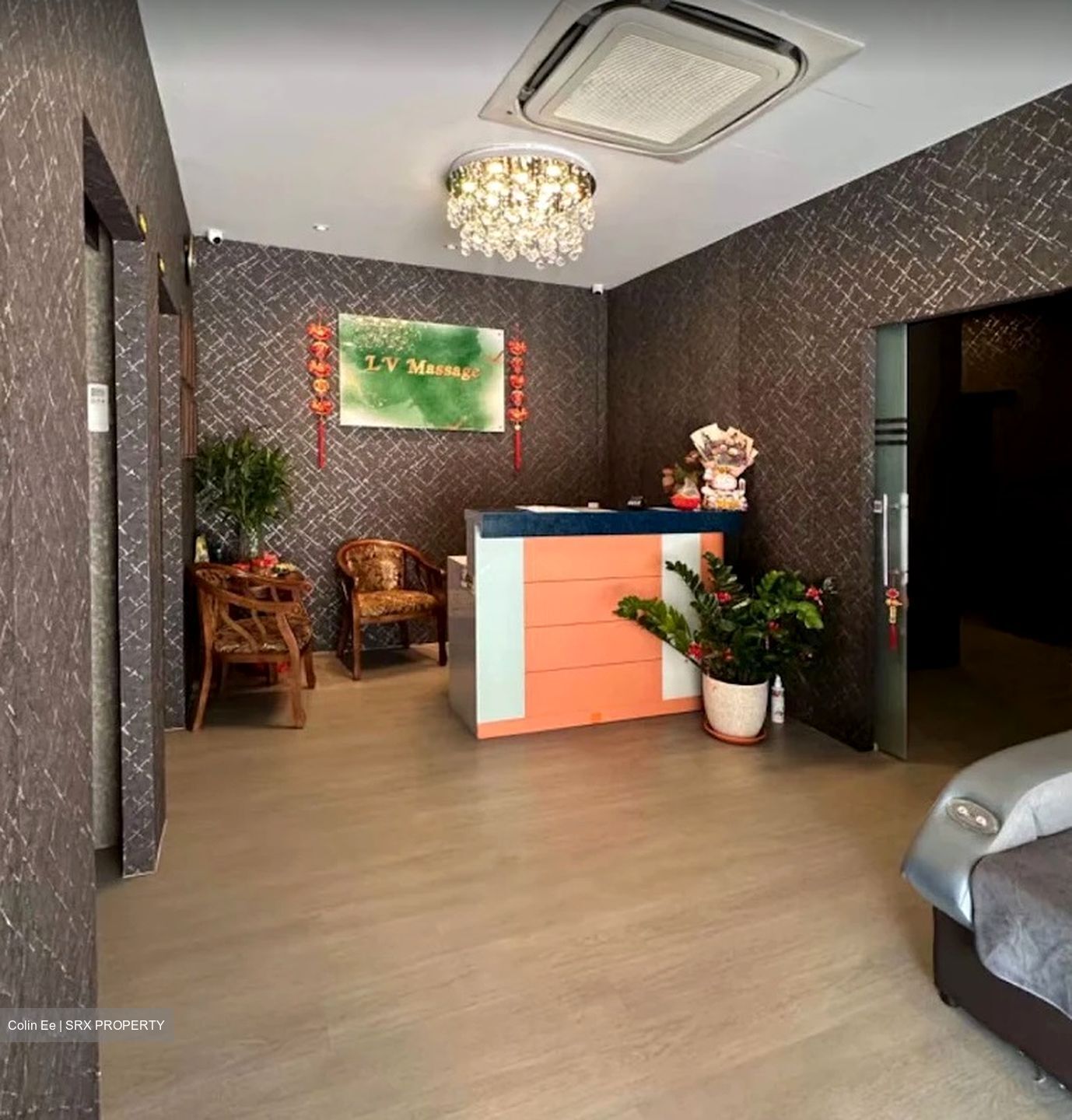 Hougang Avenue 3 (D19), Shop House #562554541